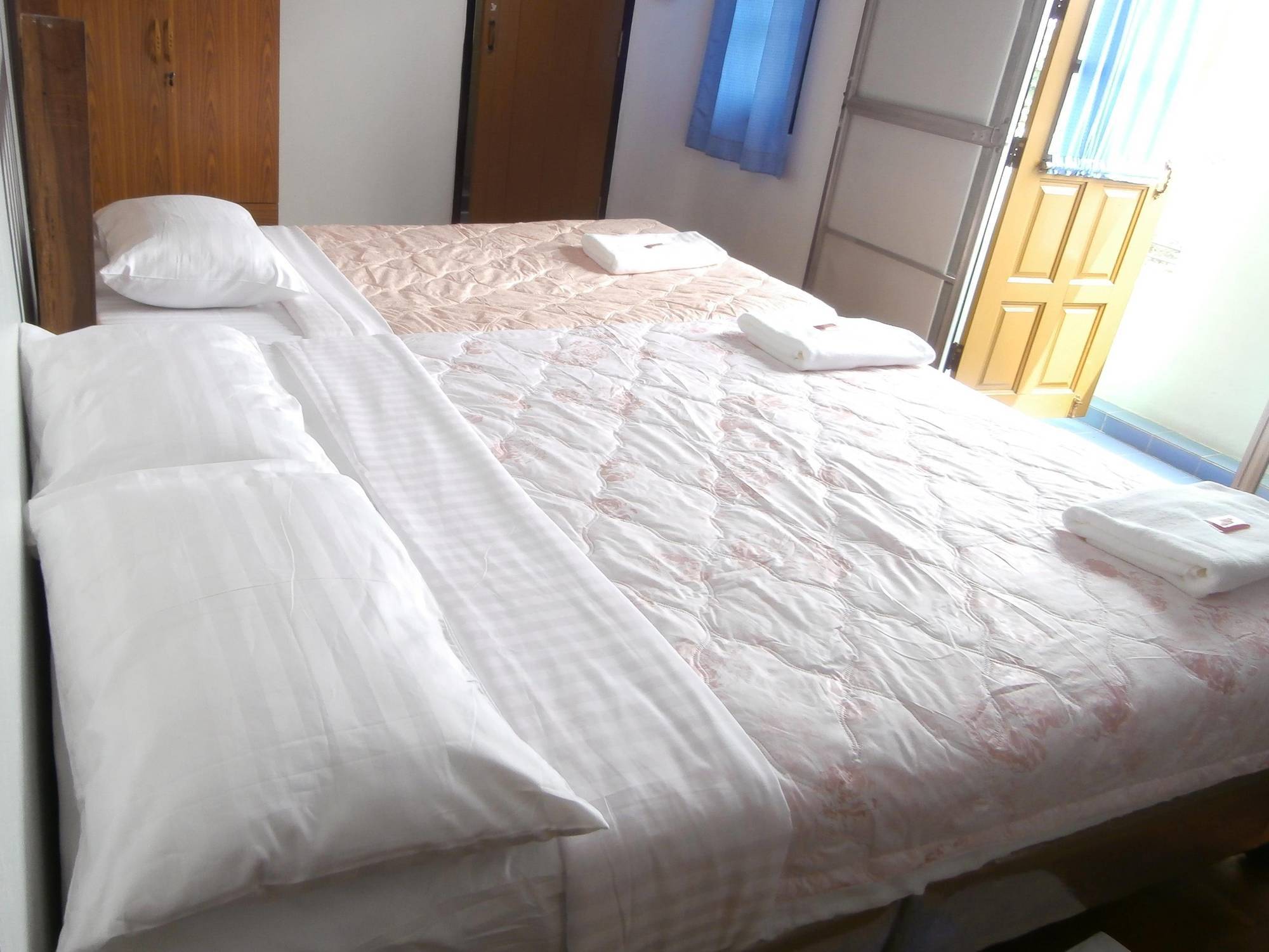 Nonni Guesthouse Chiang Mai Ngoại thất bức ảnh