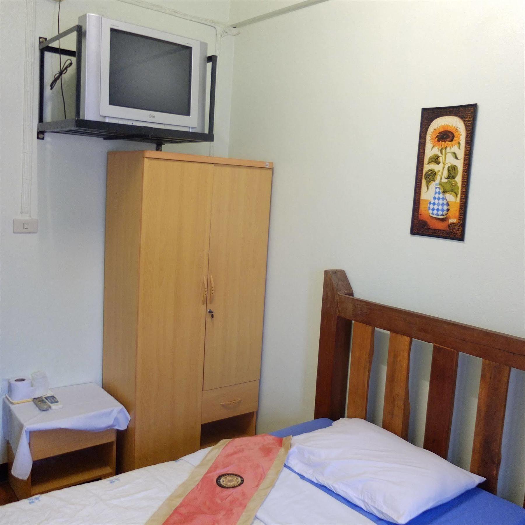 Nonni Guesthouse Chiang Mai Ngoại thất bức ảnh